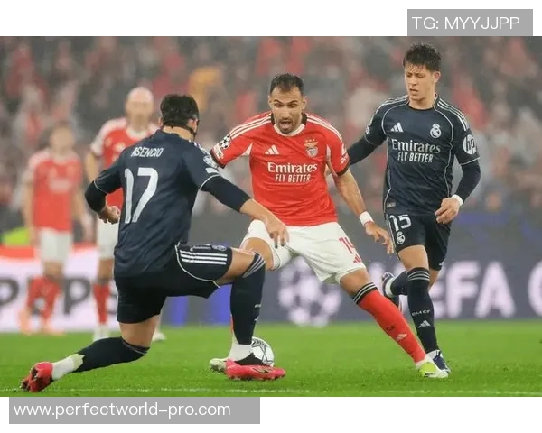 本菲卡大胜尤文图斯五球零封友谊赛引发全场热议与数据分析